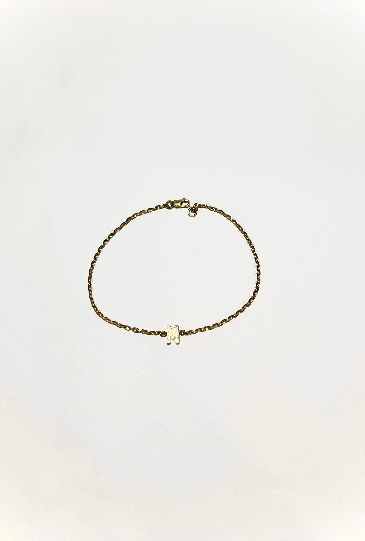 Letter Bracelet 14k